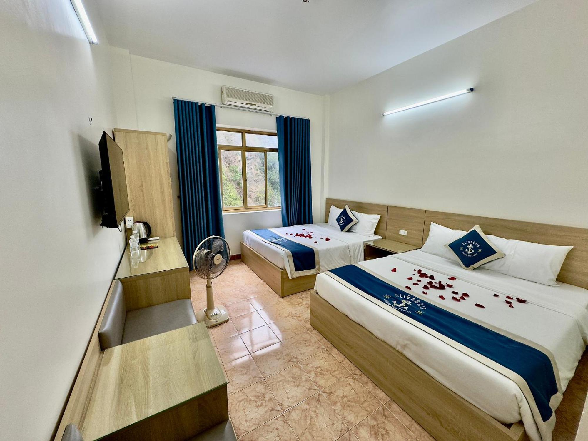 Cat Ba Plaza Hotel Dong Khe Sau Extérieur photo