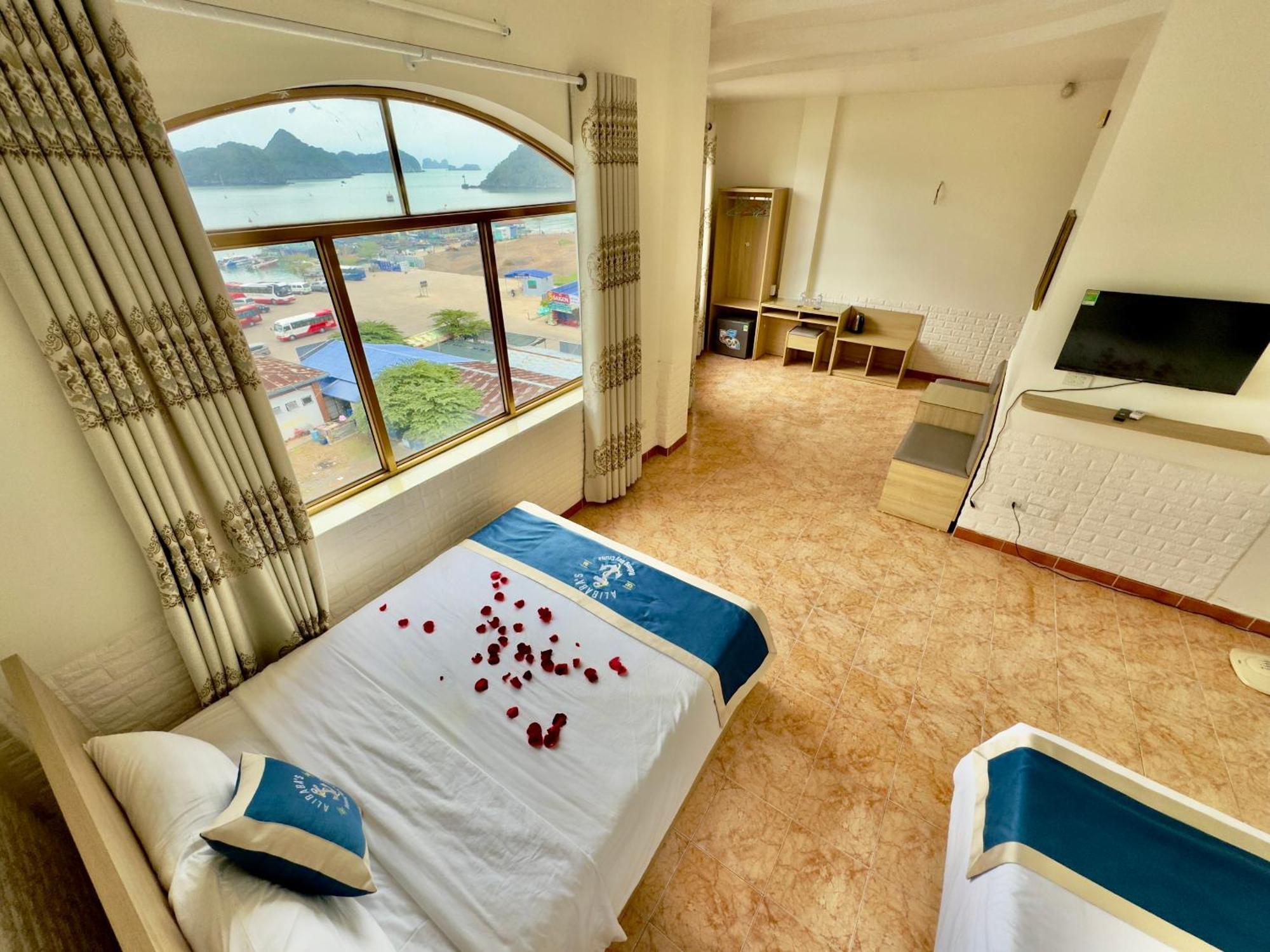 Cat Ba Plaza Hotel Dong Khe Sau Extérieur photo