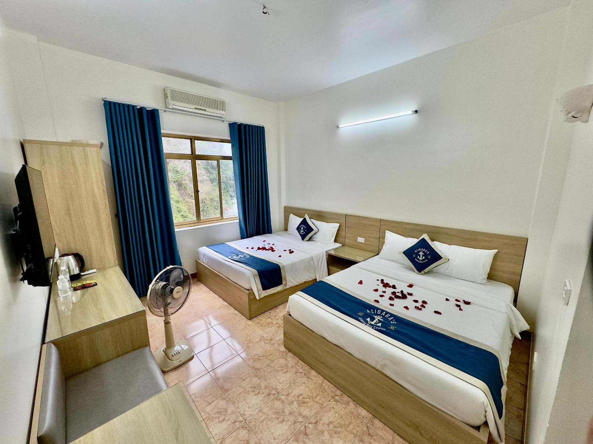 Cat Ba Plaza Hotel Dong Khe Sau Extérieur photo